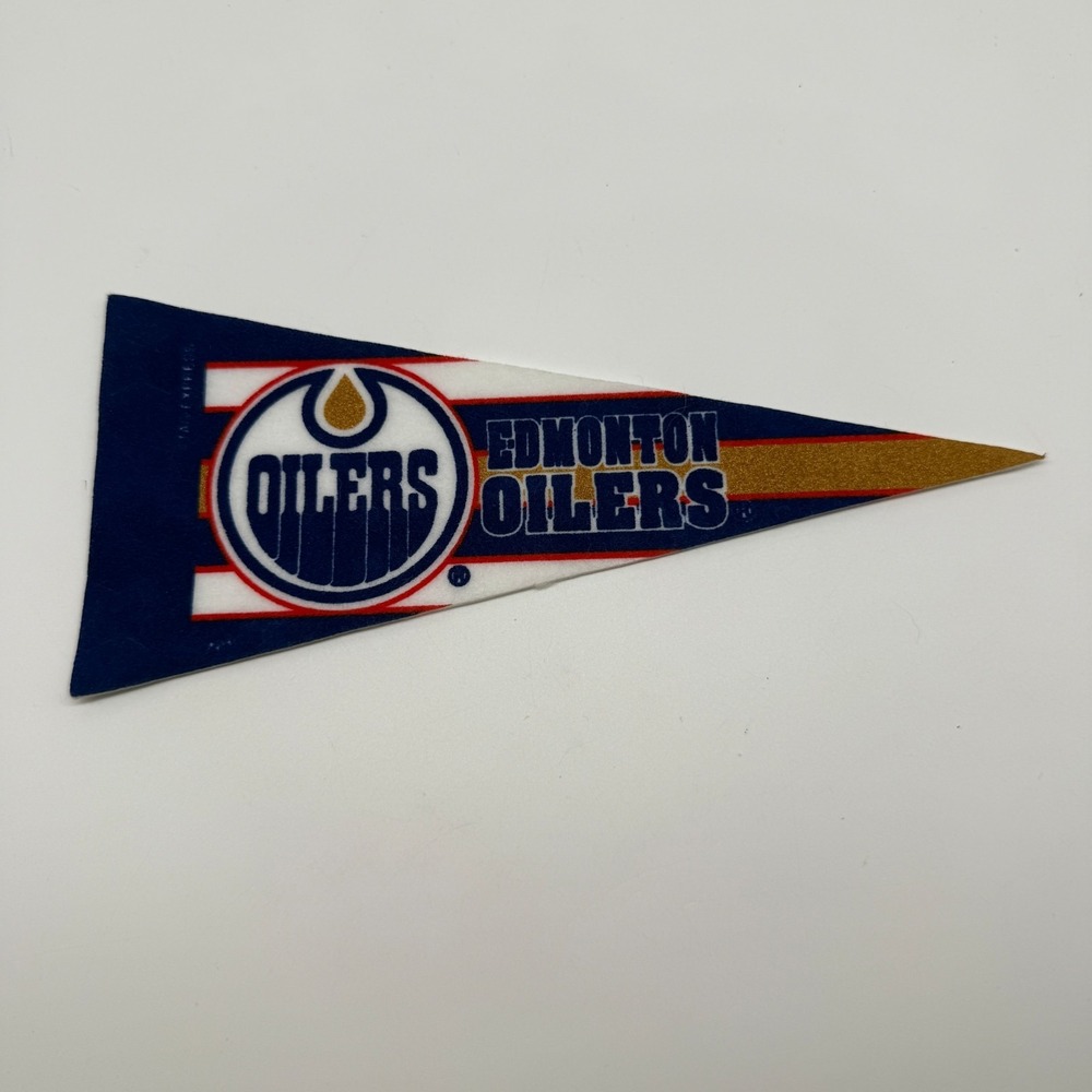Edmonton Oilers Vintage 90s NHL Hockey Mini Pennant 9"x4" Felt Banner Flag